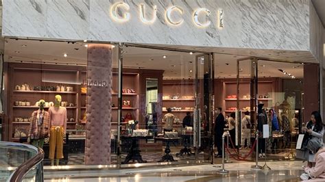 gucci stores melbourne